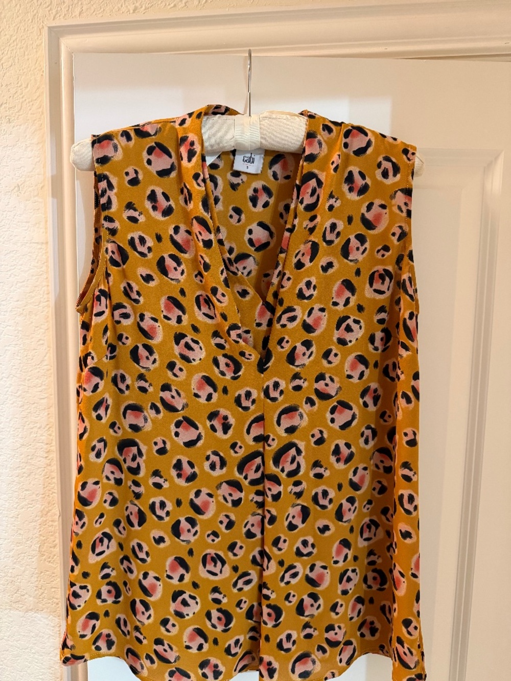 Cabi blouse, size S